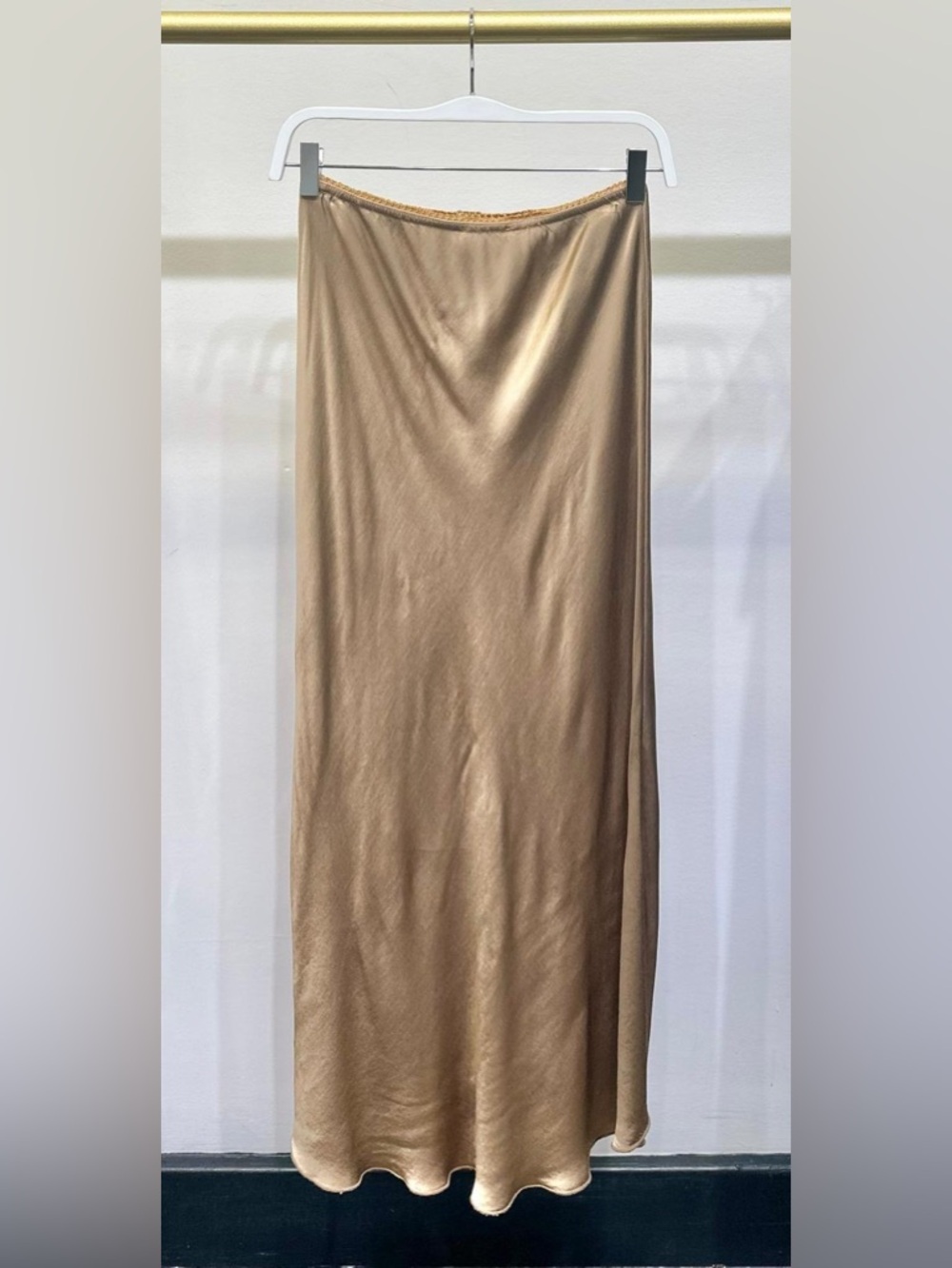 (9298/235110-CML) SOLID ELASTIC LACE TRIM WAIST SILKY VISCOSE MAXI SKIRT